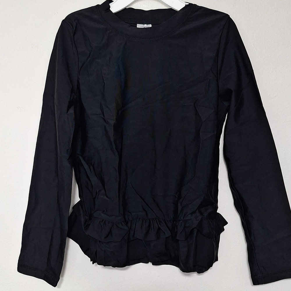 Hodo Sports Girls Black Long Sleeve Ruffle Swim Rashguard